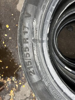 Continental 215/55r17 - 5