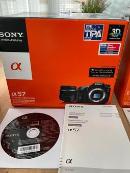 Sony A57 s příslušenstvím - 5
