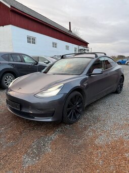 Tesla 3 AWD Long Range - 5