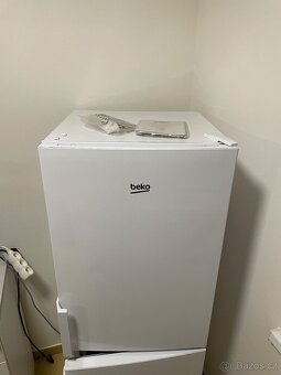 Chladnička s mrazničkou Beko CSA240M40WN bílá - 5