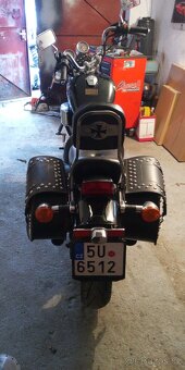 Honda shadow 700 - 5