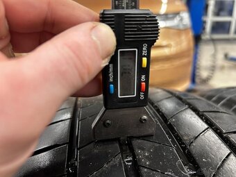 Letní pneu kumho ecsta 235/50/18 - 5