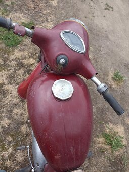 Jawa 250 - 5