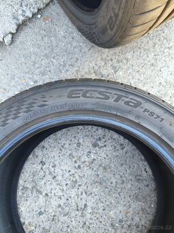 245/45R18 Kumho Ecsta PS71 XL - 5