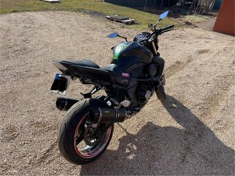 Kawasaki Z1000 - 5