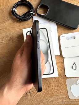 Apple iPhone 15, 128 gb, černý, ZÁRUKA - 5
