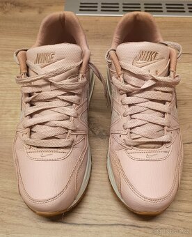 Kožené dámské boty Nike Air Max Command EUR 39 - 5