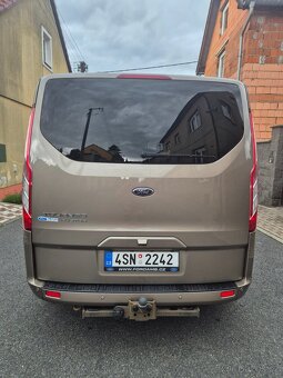 Ford Tourneo Custom - 5