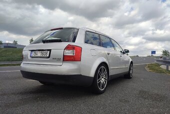 Audi A4 B6 2.5tdi 132kw quattro - 5