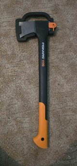 Fiskars sekera X15 - 5