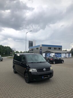 VW Multivan 2.5Tdi 96Kw Rok 2008 - 5