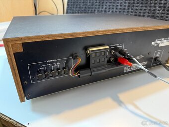 Akai AT-2400 stereo tuner - 5