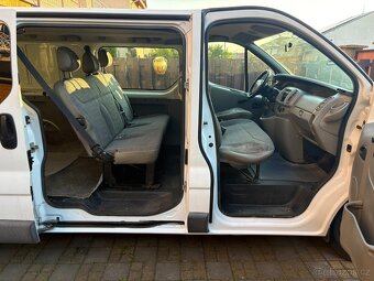 Renault Trafic Passenger 2,0DCi 115k 6-míst L2H1 - 5