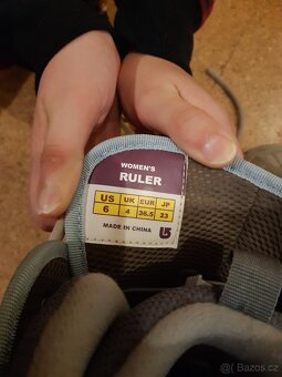 Dívčí SNB boty BURTON vel. 36,5 - 5