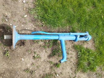 Ruční litinova pumpa - 5