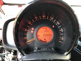 toyota Aygo 1.0-51kw,r.v.2016--2O tis km---- náhradní díly - 5