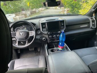 Dodge Ram 2500 - 5