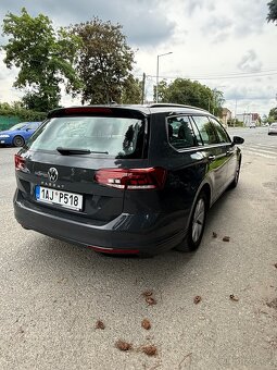 Volkswagen Passat Variant 2.0 TDI DSG Business – 2021 rok - 5