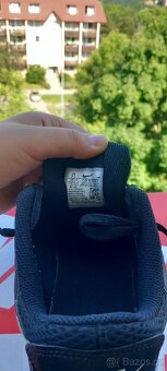 Nike 40.5 - 5