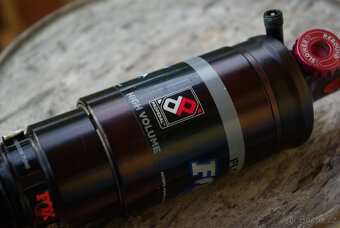 tlumic FOX Float R , high volume, 215/60mm - 5