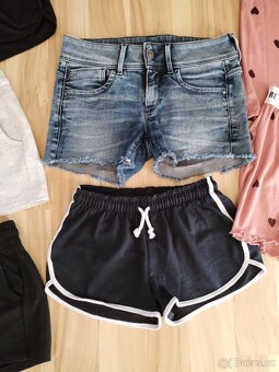 Set balík dámského dívčího oblečení S - kraťasy, pyžamo - 5