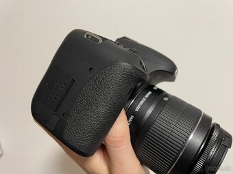 Canon EOS 760D jako nový + stabilizovaný 18–55mm objektiv - 5