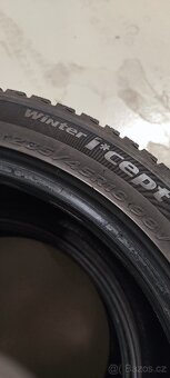 2ks 235/45/18 Hankook winter i cept evo3, 7.1mm, 2721 - 5
