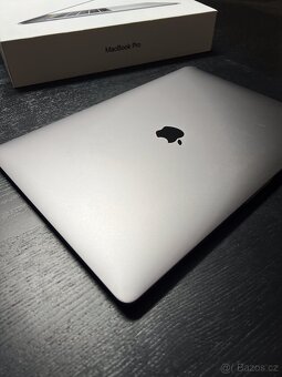MacBook Pro 15” 2018 CTO/16GB RAM/Intel i7/512GB SSD - 5
