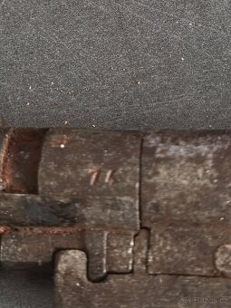 Starožitné závěry na pušku a pistolka. - 5