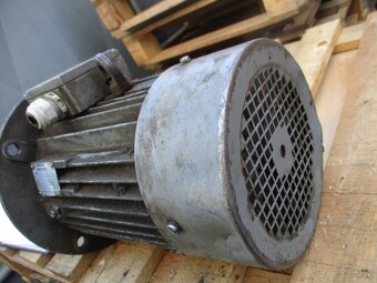 Elektromotor MEZ Mohelnice - 5