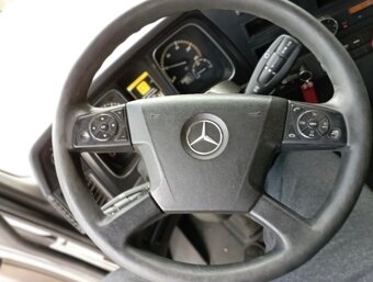 Mercedes Benz Actros 1845 - 5