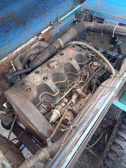 Prodám traktor domácí výroby 4×4,nafta. - 5