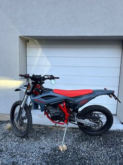 Beta RR 125 LC - 5