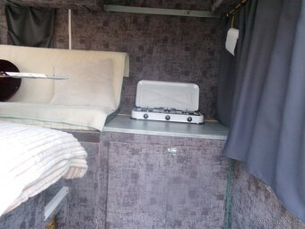 Prodám obytnou dodávku Ford Transit - 5