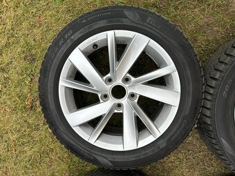Originální kola VW 6,5J x 16H2 ET46 205/55 R16 - 5