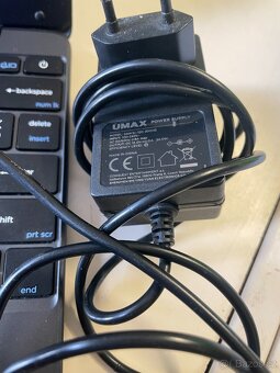 UMAX VisionBook N12R - 5