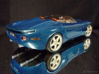 Jaguar XK150 Maisto 1/18 - 5