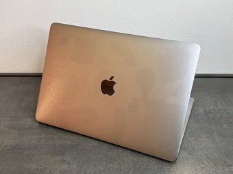 Macbook Pro 13" 2019 / I5 / 8GB / 256GB / Space gray - 5