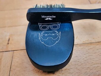 Dárek pro vousáče - set Moustache - 5