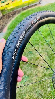 Zapletená kola Giant P-X2 Disc 700c – gravel / silnice - 5
