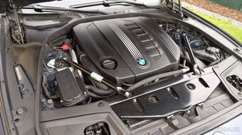 Prodám mazlika BMW 5, 525D, F10 - 5