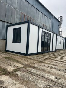 Obytný kontejner o rozměru 3x6 m s franc. dveřmi - 5