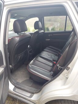 Hyundai Santa Fe - 5