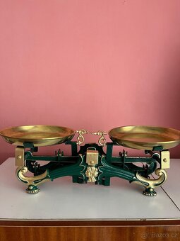 HEZKÉ STATÉ LITINOVÉ VÁHY - 5