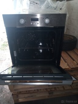 PRODÁM VESTAVĚNOU TROUBU ELEKTROLUX - 5