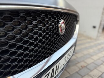 Jaguar XF 2.0d výborný stav - 5