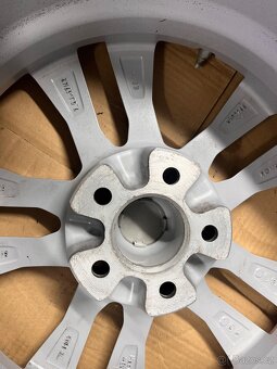 5x112 R17 7,5J ET27 BMW 5 G30 - 5