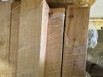 Modřínová terasová podlaha 75m2 - 5
