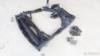 Nissan Qashqai J11: Nápravnice přední - 5