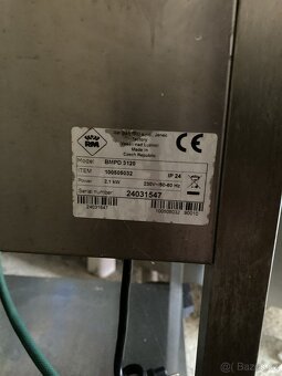 Výdejní ohřevný pult RM Gastro - 5